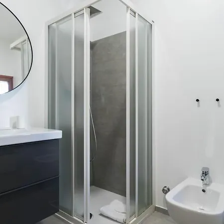 Italianway - Ausonio 6 * Milan